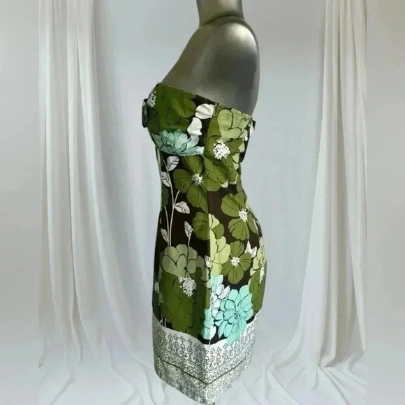 ✨HOST PICK✨🇨🇦💟💎Vintage Cotton Strapless Dress - Picture 4 of 15